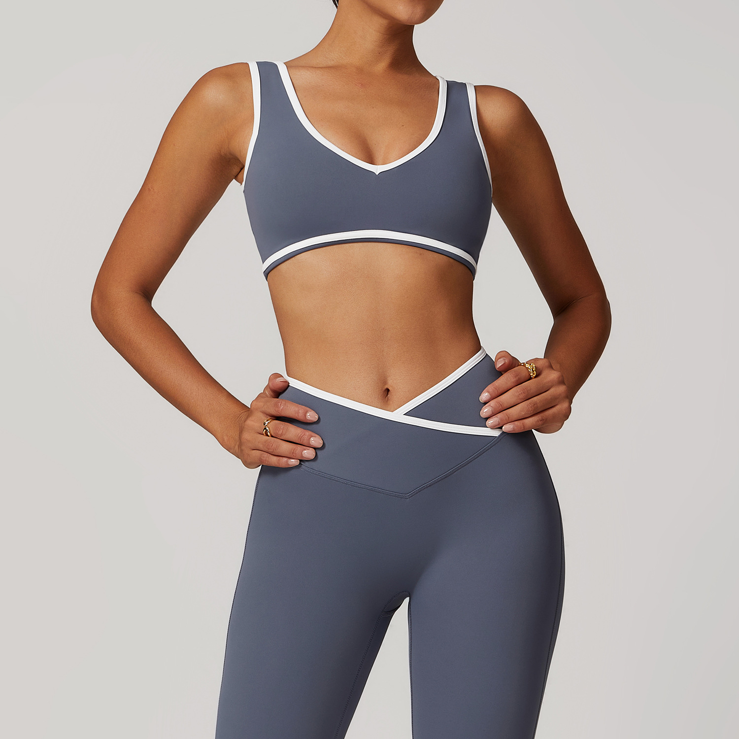 Yoga En Fitness - Top Deportivo con Cuello en V