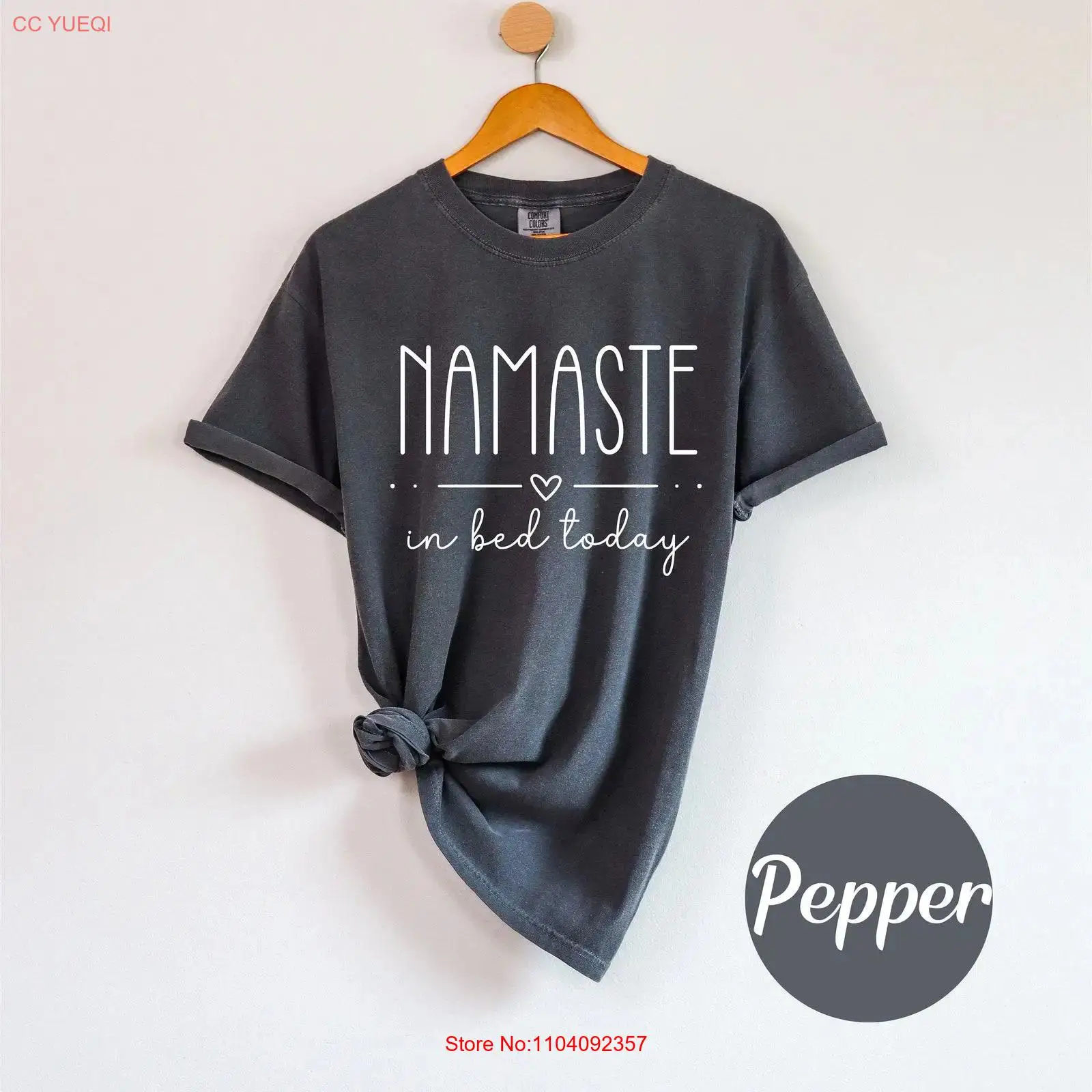 Yoga Fitness Name - Camiseta Namaste In Bed Today para