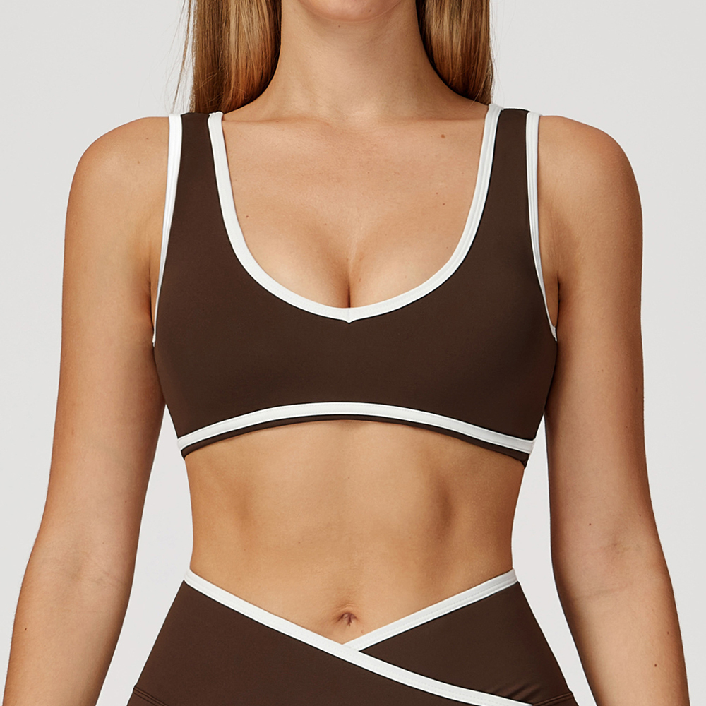 Top Deportivo con Cuello en V  - Yoga En Fitness reseña y precio